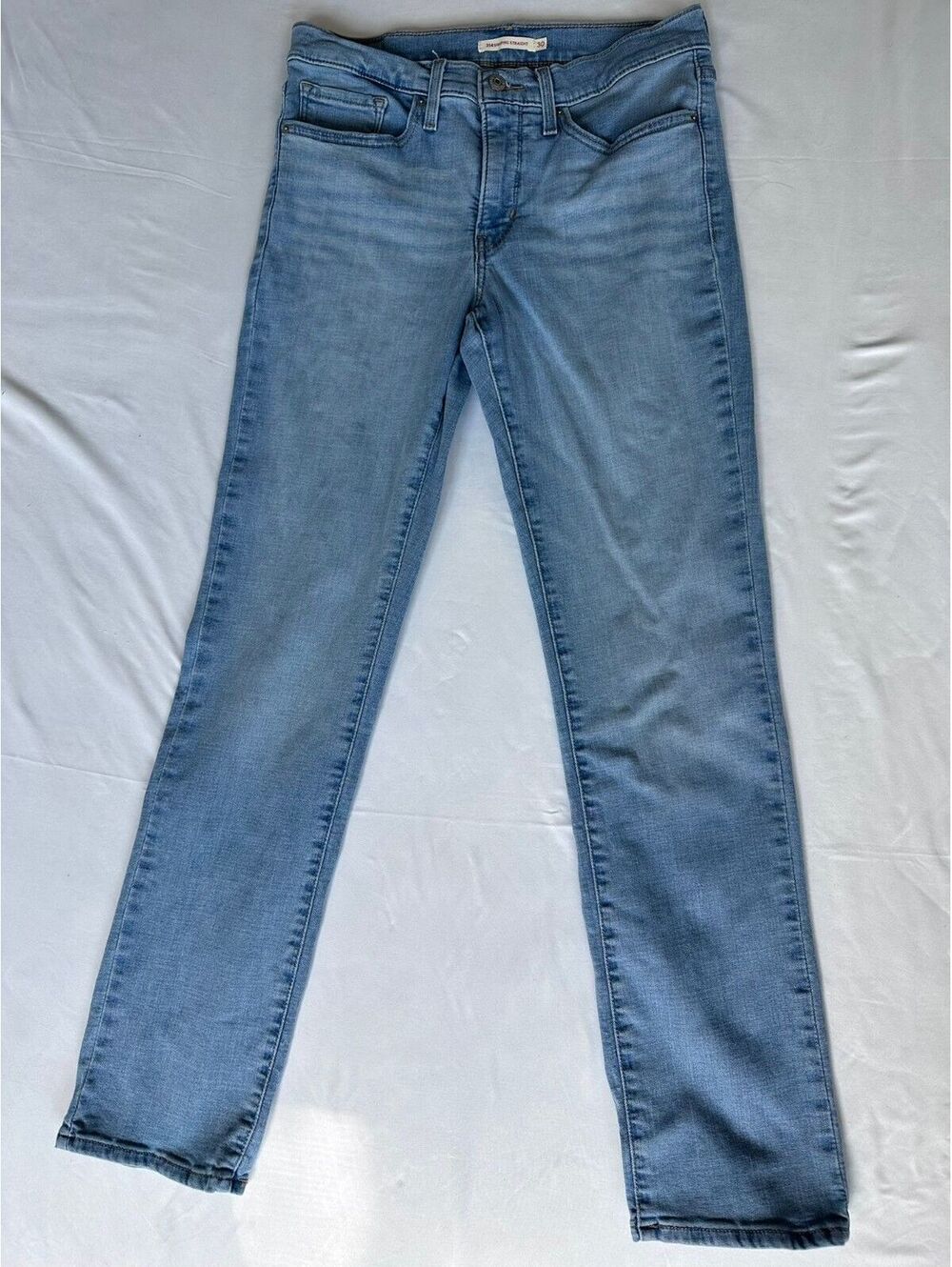 Levi’s 30 314 Shaping Straight Light Wash Stretch Denim Jeans